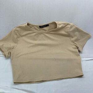 Amazon WYNNQUE Scoop Neck Basic Crop Top